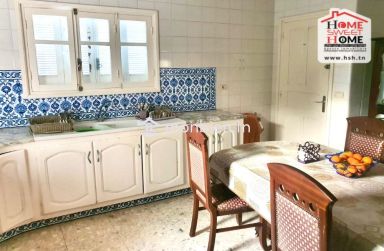 Etage de Villa Konfita à Vendre à La Marsa