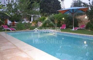 Location estivale: Villa avec piscine et jardin à louer à Hammamet 51355351