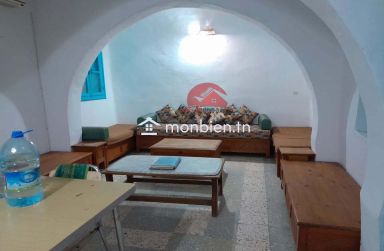 HOUCH TYPIQUE À HOUMT SOUK DJERBA