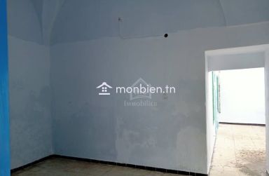 Maison arabe S+2 avec garage à vendre à Hammamet 51355351