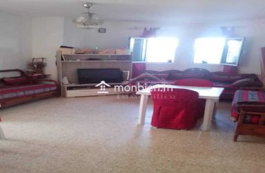 Maison S+2 avec  garage et jardin à Hammamet Sud à vendre 51355351