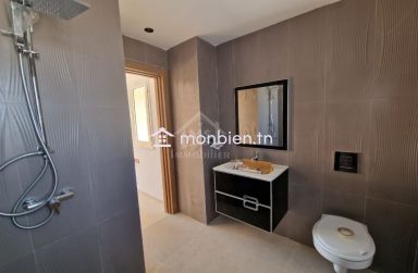 Un duplex S+5 avec piscine à Hammamet Sud à vendre 51355351