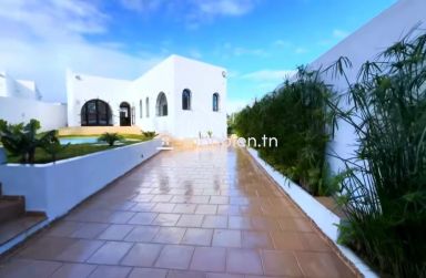 Une villa toute neuve avec piscine à vendre à Hammamet Sud 51355351