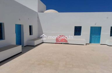 HOUCH TYPIQUE À HOUMT SOUK DJERBA