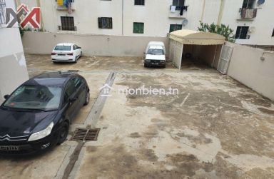 A vendre Appartement à El Mourouj 5 - à 2 minutes de station terminus métro.