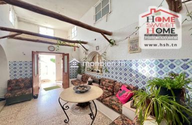 Villa Enarya à Vendre à L'Aouina