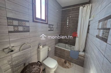 PETITE VILLA AVEC PISCINE À MIDOUN DJERBA ZU