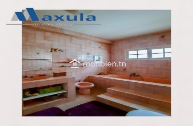 À VENDRE VILLA S+5 DANS LA QUIÉTUDE DE RADES MONGIL