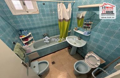Immeuble Naouar à Vendre à EL Manzah 8
