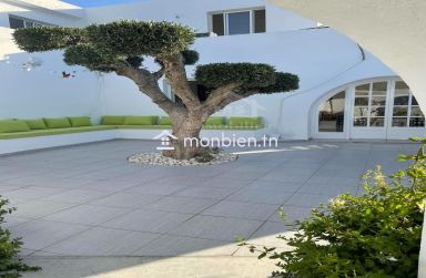 Une villa toute neuve avec piscine à vendre à Hammamet Sud