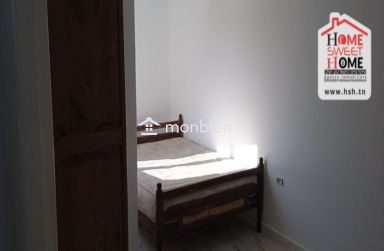 Etage de Villa Ayette à Louer à Carthage Salambo