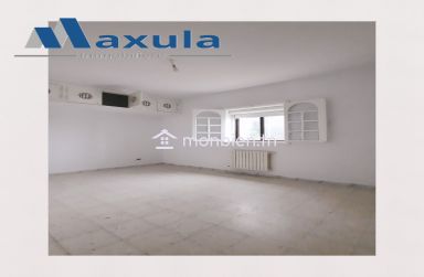 À LOUER APPARTEMENT S+4 À MEGRINE RIADH