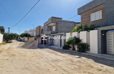 Terrain constructible de 520 m² à Mrezga à vendre 51355351