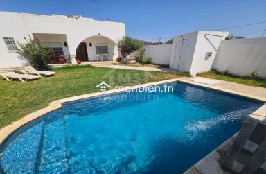 Villa avec piscine et jardin à Hammamet Sud à vendre 51355351