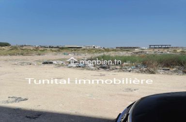 BONNE AFFAIRE A NE PAS RATER A vendre terrain à La marsa bhar lazreg bon emplacement à côté lotissement el kobbi. , pour promoteur ou investisseur.