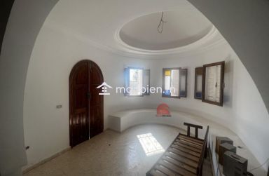 VILLA AVEC GRAND TERRAIN MIDOUN ZA