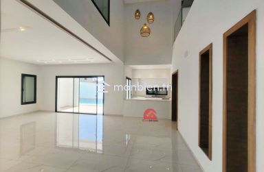 VILLA NEUVE À VENDRE À LA ZONE TOURISTIQUE MEZRAYA DJERBA ZA