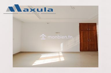 À LOUER APPARTEMENT S+3 AU PREMIER ÉTAGE À RADES MELIANE 2