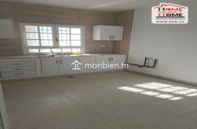 Etage de Villa Kayal à Louer à Cité des Pins, La Marsa