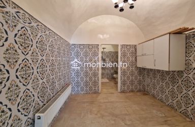Maison arabe S+2 renouvelée à vendre à Hammamet 51355351