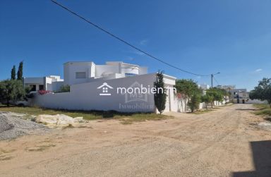 Villa encours de construction à Mrezga à vendre 51355351