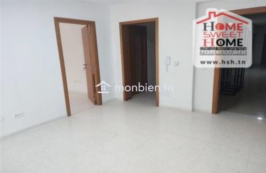 Bureau Rayda à louer à Menzeh 5