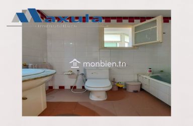 À VENDRE APPARTEMENT S+3 À RADES PLAGE