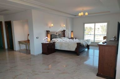 Location estivale: Villa pieds dans l'eau à louer à Yasmine Hammamet 51355351