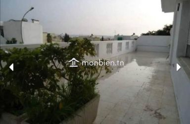 Mourouj1 -Maison : 4 appartements/4 garages/2 studios/3 emplacements voitures/3 entrées