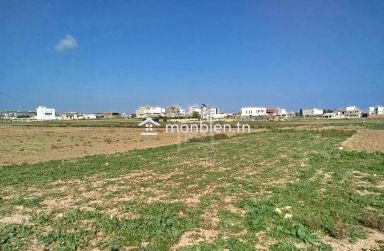 Un terrain de 669 m² à Maamoura à vendre 51355351