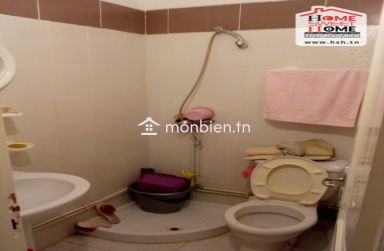 Immeuble Nocturne à Vendre à Zaghouan
