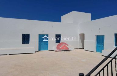 HOUCH TYPIQUE À HOUMT SOUK DJERBA