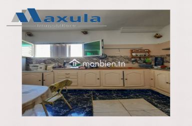 À VENDRE MAISON D’ANGLE S+4 À RADES PLAGE