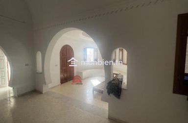 VILLA AVEC GRAND TERRAIN MIDOUN ZA