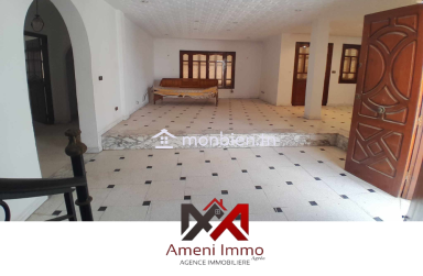 à vendre villa style américain à El Mourouj 3.