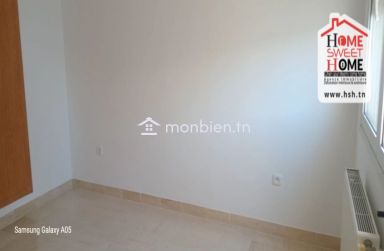 Appart S4 Períssa à Louer à La Marsa Plage