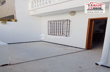 Villa Rined à Vendre à Omrane Sup