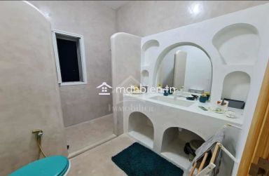 Location estivale: Villa S+5 avec piscine à louer 51355351