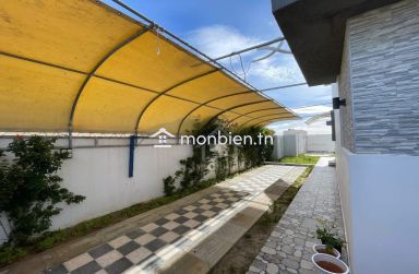 Villa S+4 toute neuve avec jardin et piscine à Hammamet Sud 51355351