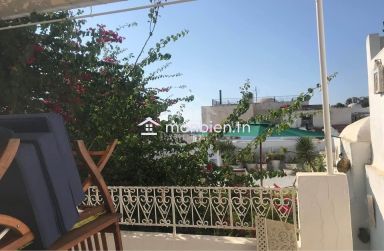 Maison arabe S+2 meublée à vendre à Hammamet centre ville 51355351