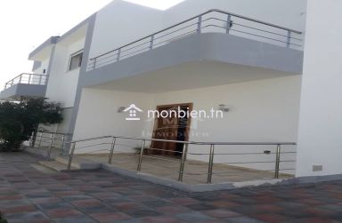 2 étages de villa indépendans à Hammamet Sud à vendre 51355351