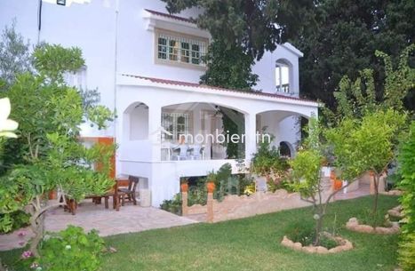 Location estivale: Villa avec piscine et jardin à louer à Hammamet 51355351
