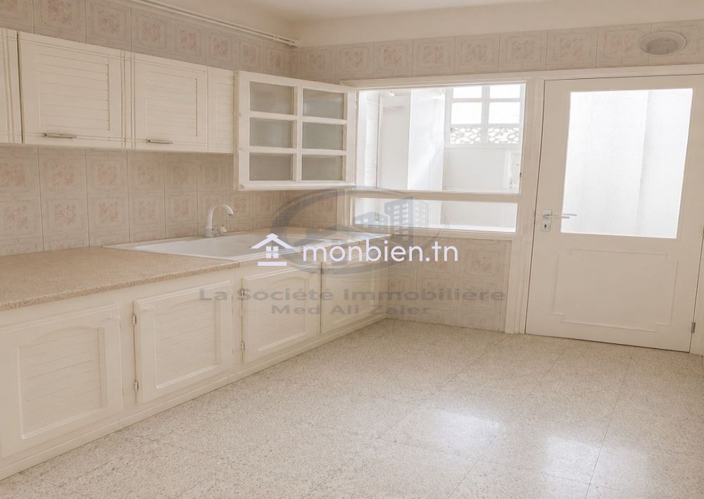À VENDRE – Appartement S+3 au Cœur d'Ariana Centre | Emplacement Premium