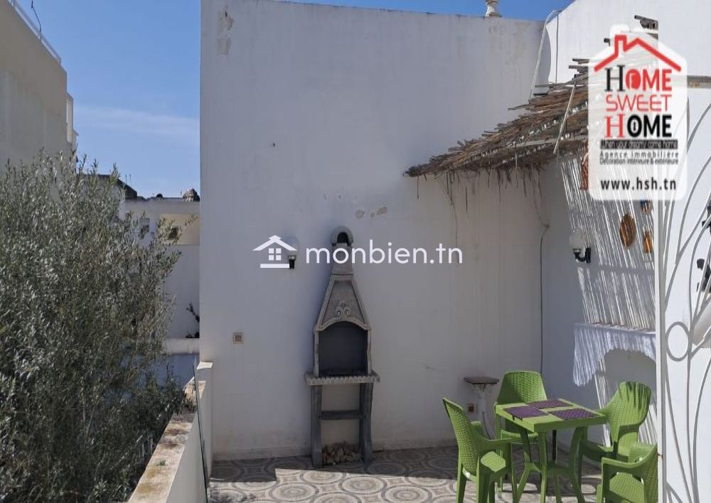 Etage de Villa Natalene Meublé à Louer à Carthage Salambo