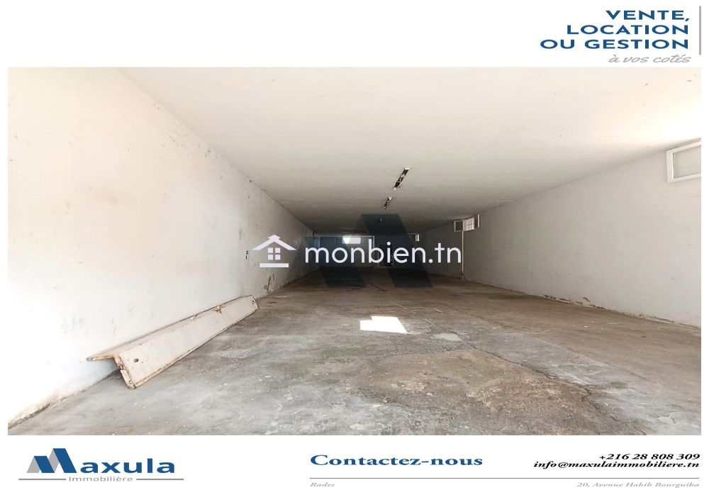 À LOUER LOCAL À USAGE DE DÉPÔT RUE ANNABA À BEN AROUS