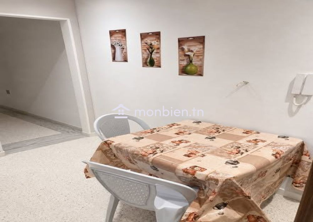 *À Louer – Deux Appartements Entièrement Meublés à Cité El Ghazala*
