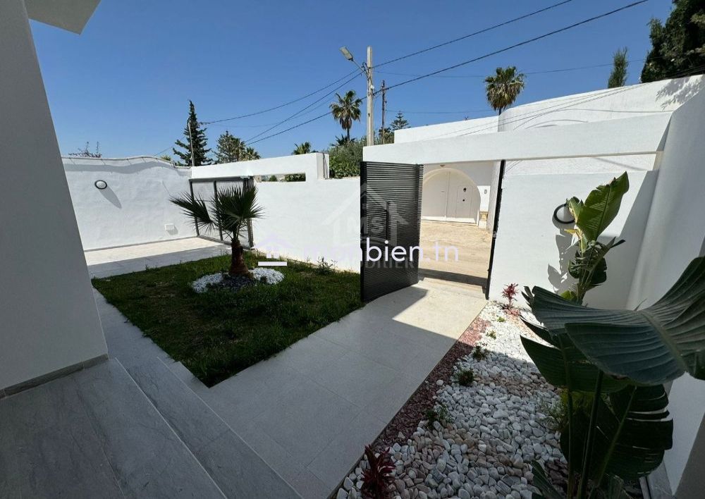 Belle villa toute neuve S+4 avec piscine à Hammamet à vendre 51355351