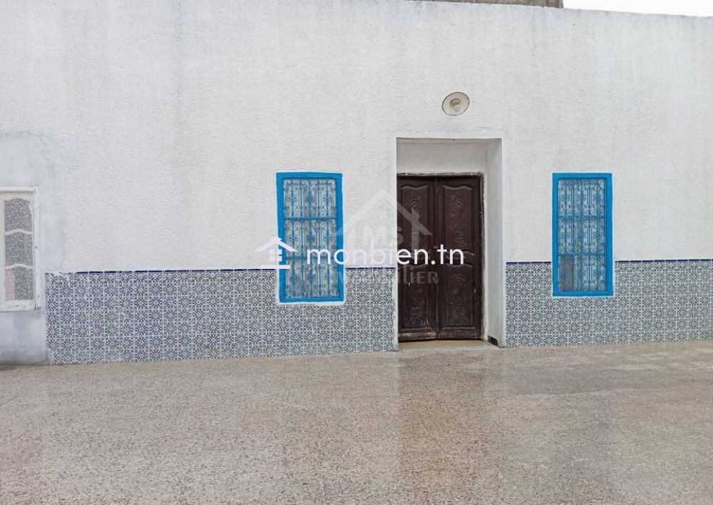 Maison arabesque S+5 à vendre à Korba 51355351