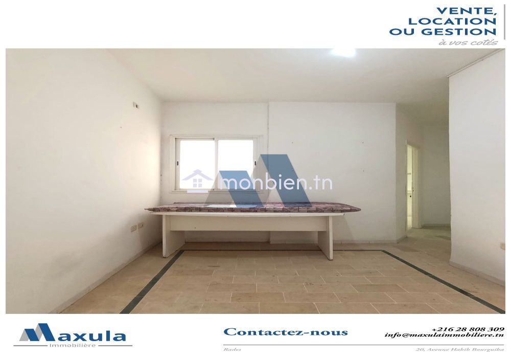 À LOUER BUREAU A+2 AU 2ÈME ÉTAGE À RADES ROUTE DU PORT