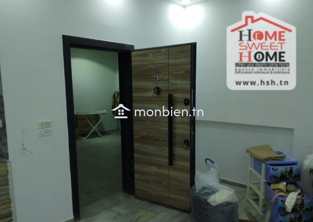 Bureau H2 Altu à Louer à Bhar Lazreg